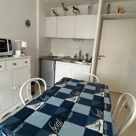 דירה Moderne Avec Balcon Et Terrasse, A Deux Pas De La Mer, Ideal Pour Des En Famille - Fr-1-730-15 קאנד