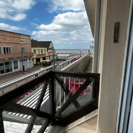 Moderne Avec Balcon Et Terrasse, A Deux Pas De La Mer, Ideal Pour Des En Famille - Fr-1-730-15 * קאנד